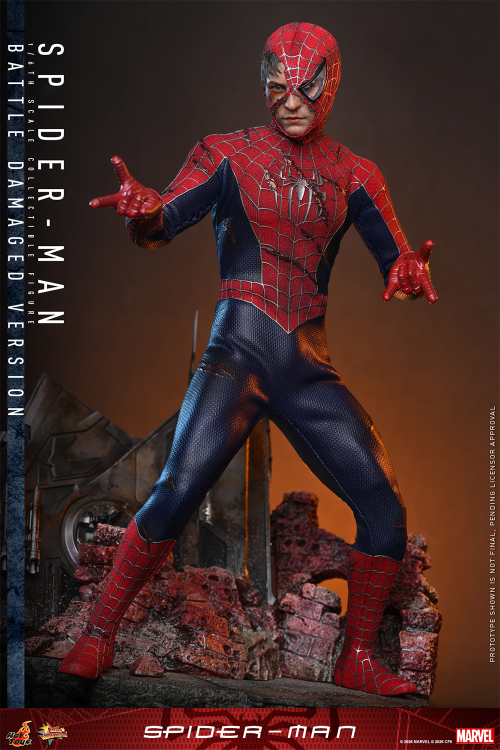 Spider-Man (Battle Damaged Version) by Hot Toys - Imagen 8