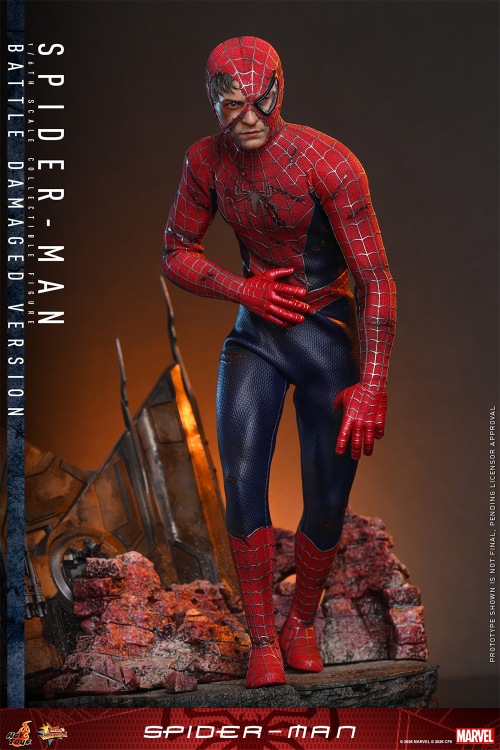 Spider-Man (Battle Damaged Version) by Hot Toys - Imagen 10